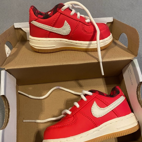 COPY - Air Force 1 LV8 red toddler shoes Brand New - Picture 6 of 7